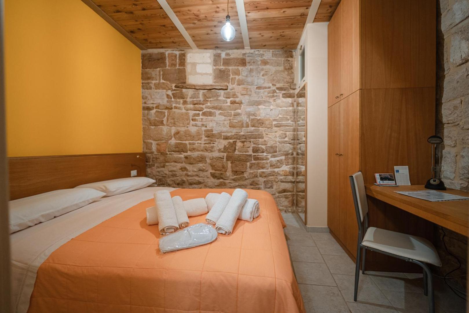 La Piccola Torre Hotel Bisceglie Ngoại thất bức ảnh
